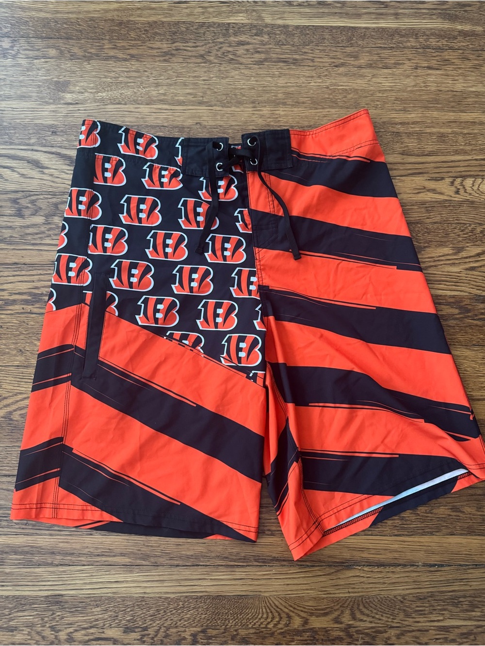CINCINNATI BENGALS SWIM TRUNK SHORTS (NFL)  Orange & Black Graphic Swim Shorts